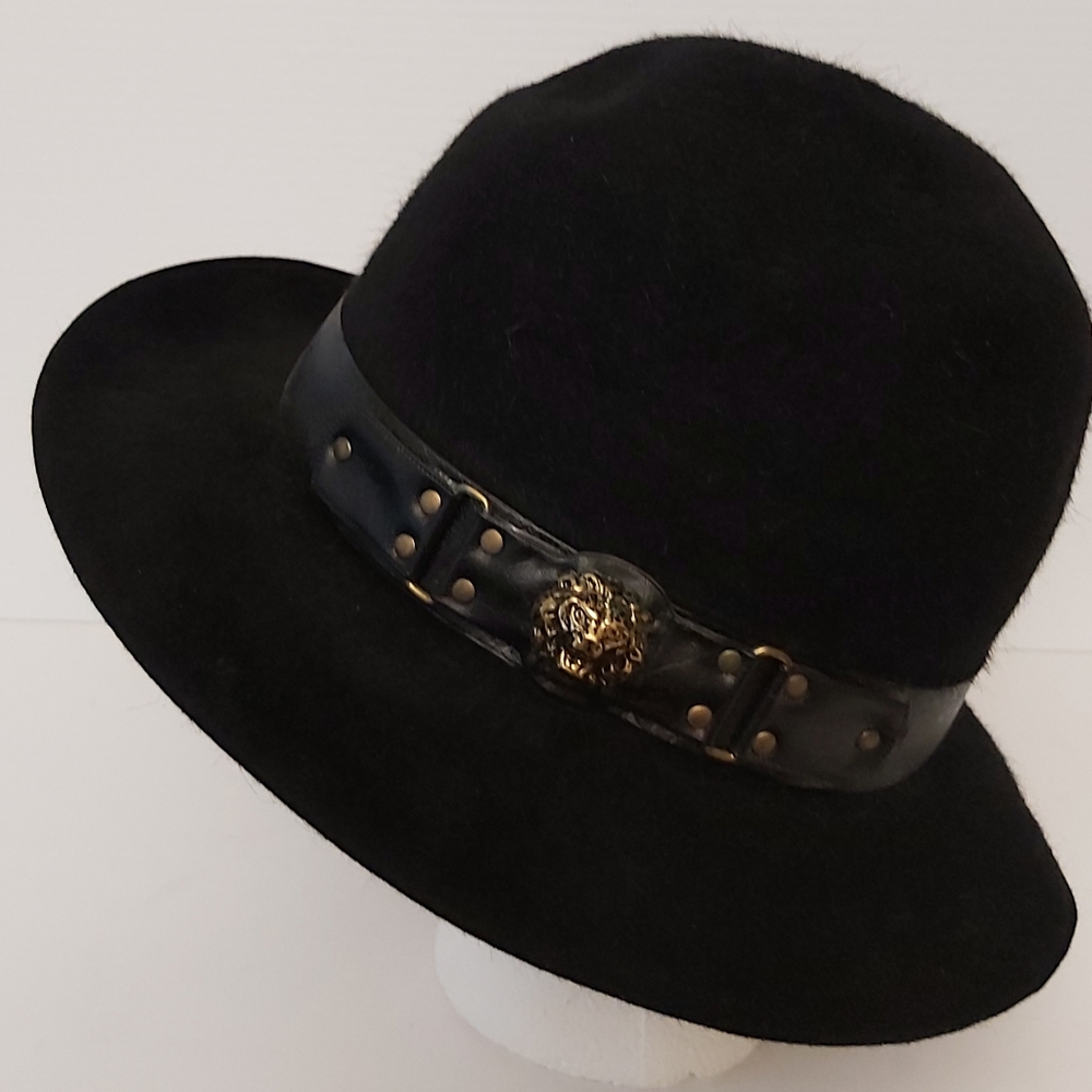 BILTMOR hat master of CANADA